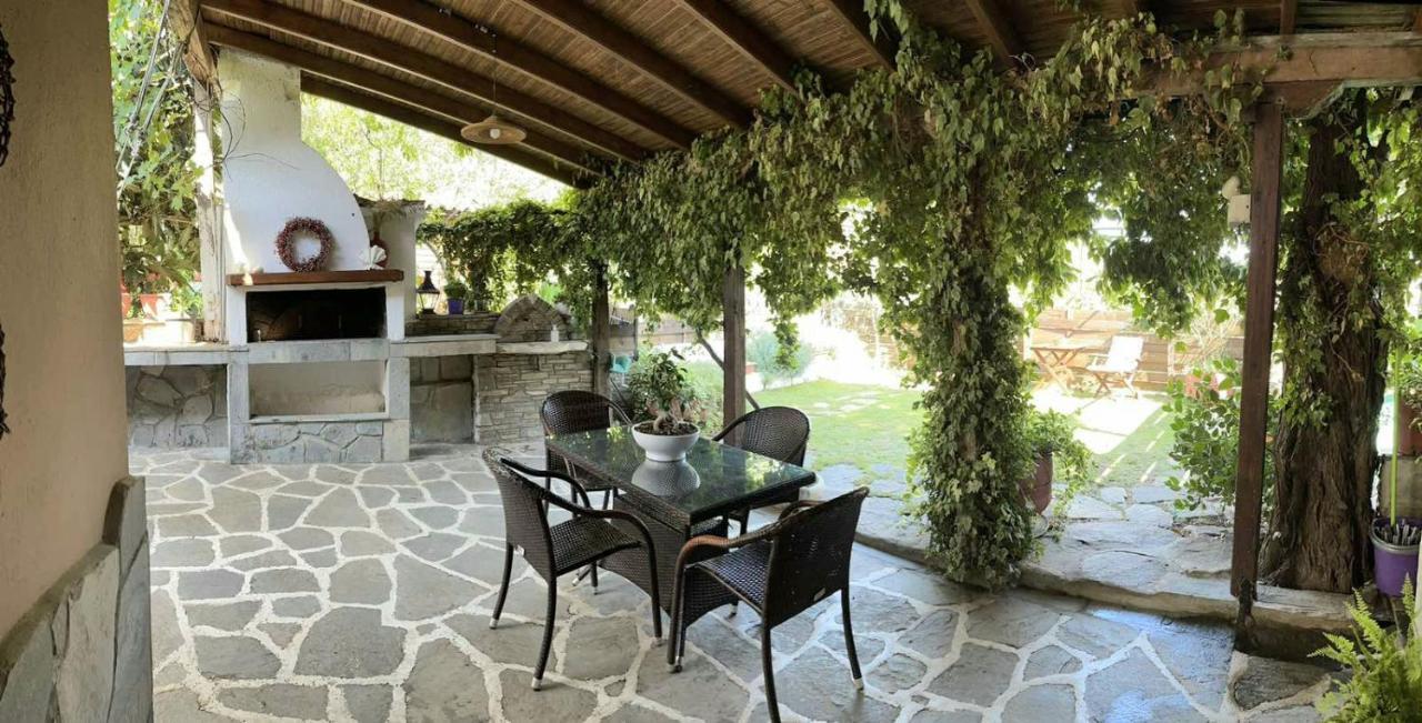 Theodoras House Guest House Nea Iraklitsa Exterior photo